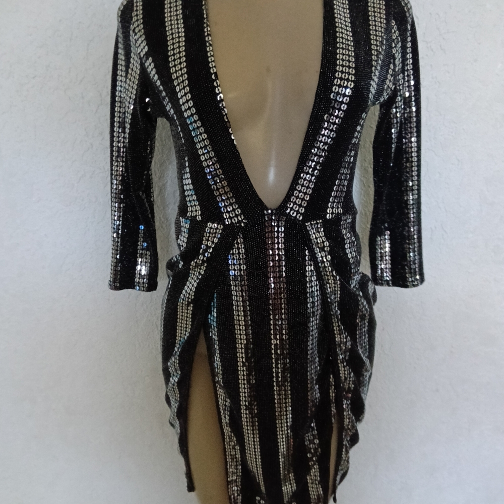 Fashionomics Black and Silver Sequin Mini Dress
